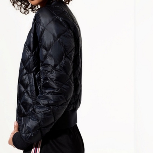 Aritzia TNA League puffer jacket - Picture 5 of 9